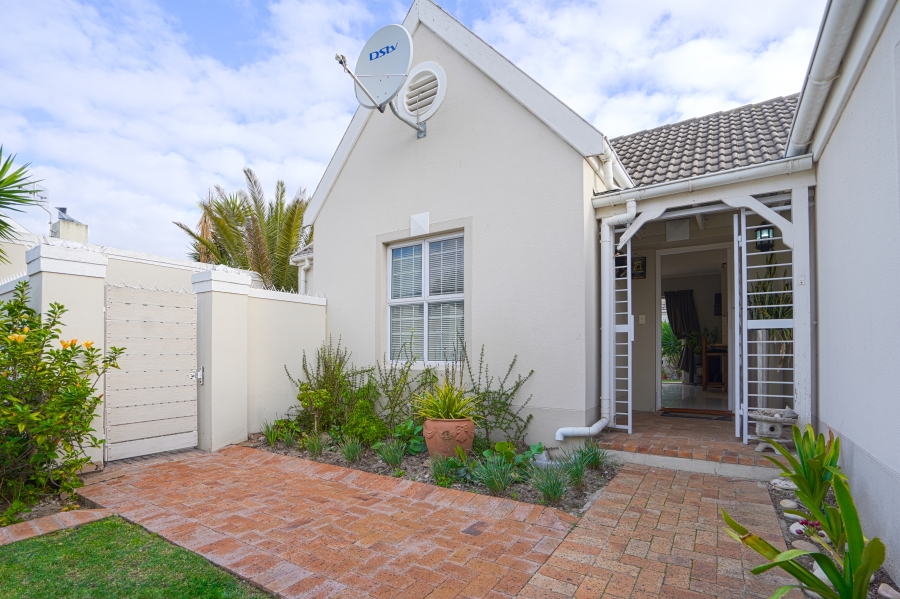 To Let 2 Bedroom Property for Rent in Sunningdale Western Cape